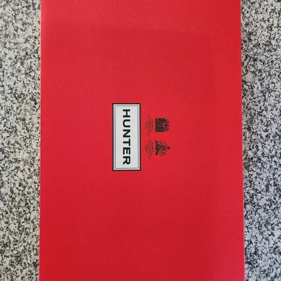 Hunter Women's Original Tall Rain Boots – Sustainable Style 🌧️🌱 - Picture 2 of 14